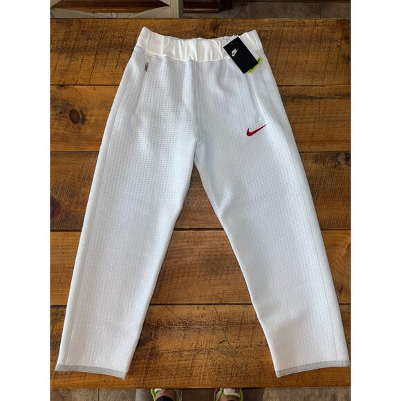 NWT Nike Women's Sportswear White Sweatpants Zip Pockets CZ3617-100 Size Small - Picture 2 of 10